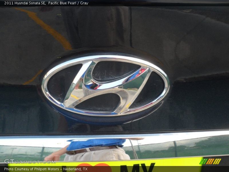Pacific Blue Pearl / Gray 2011 Hyundai Sonata SE
