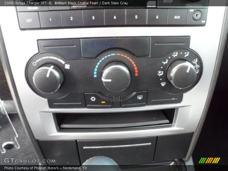 Controls of 2008 Charger SRT-8