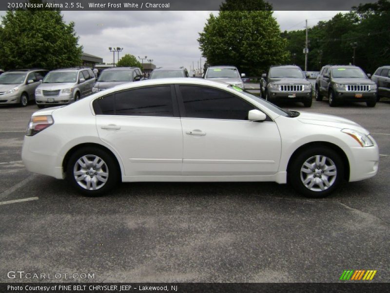 Winter Frost White / Charcoal 2010 Nissan Altima 2.5 SL