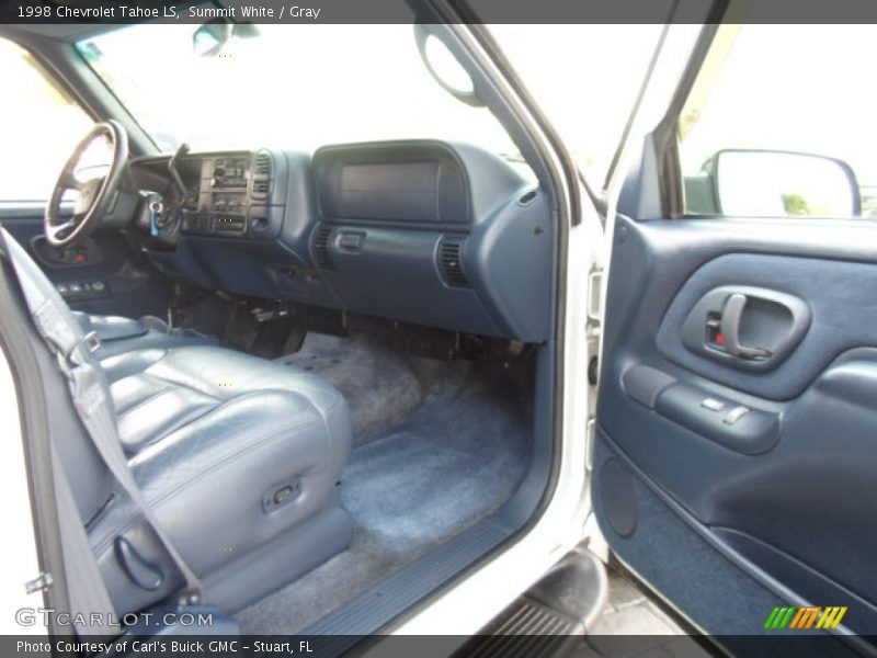 Summit White / Gray 1998 Chevrolet Tahoe LS