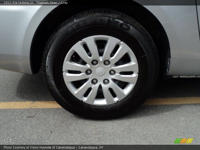 Titanium Silver / Gray 2011 Kia Sedona LX