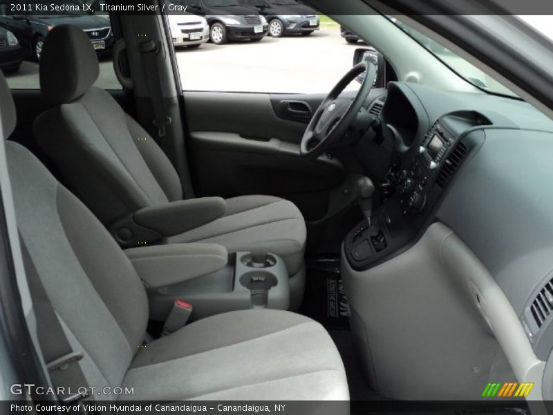 Titanium Silver / Gray 2011 Kia Sedona LX
