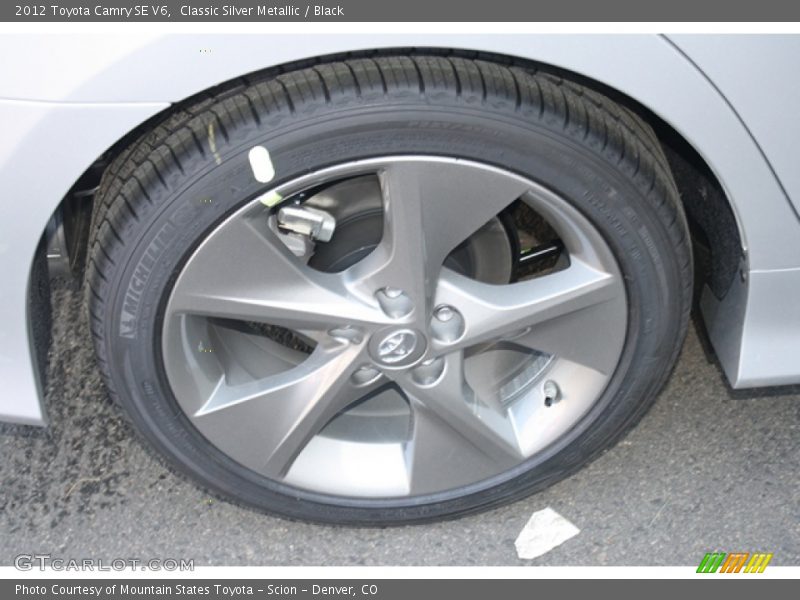 Classic Silver Metallic / Black 2012 Toyota Camry SE V6