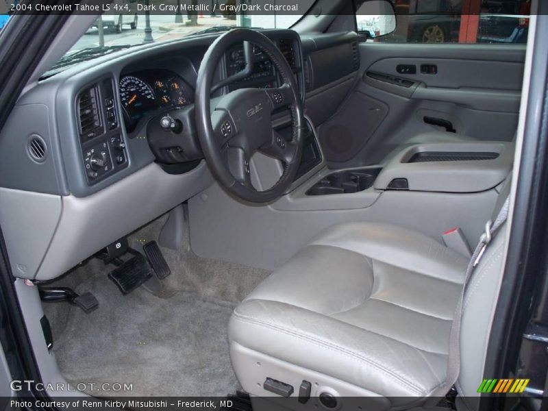 Dark Gray Metallic / Gray/Dark Charcoal 2004 Chevrolet Tahoe LS 4x4