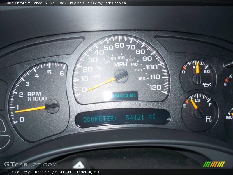 Dark Gray Metallic / Gray/Dark Charcoal 2004 Chevrolet Tahoe LS 4x4