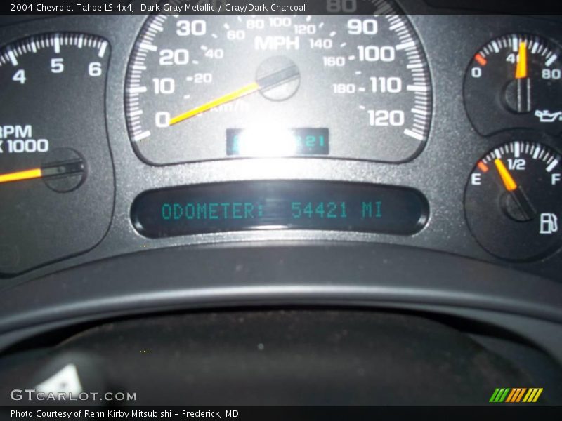 Dark Gray Metallic / Gray/Dark Charcoal 2004 Chevrolet Tahoe LS 4x4
