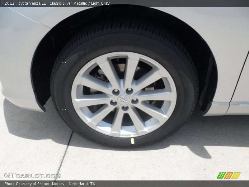 Classic Silver Metallic / Light Gray 2012 Toyota Venza LE