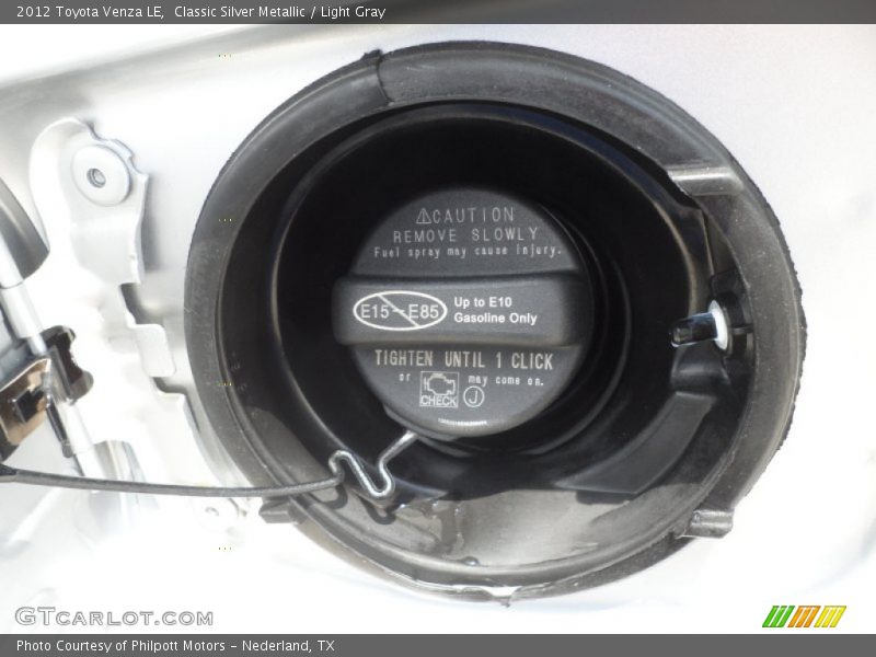 Classic Silver Metallic / Light Gray 2012 Toyota Venza LE
