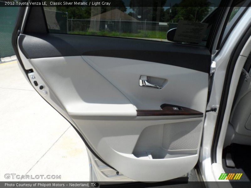 Classic Silver Metallic / Light Gray 2012 Toyota Venza LE