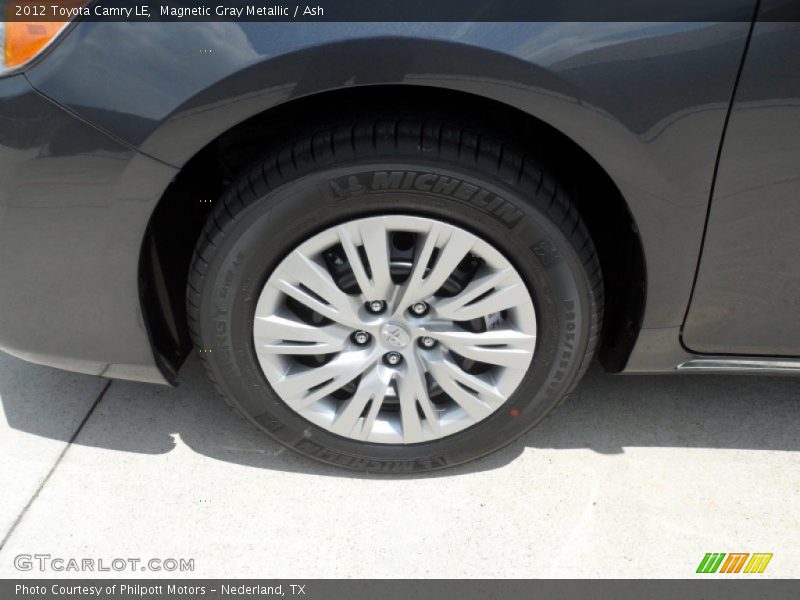 Magnetic Gray Metallic / Ash 2012 Toyota Camry LE