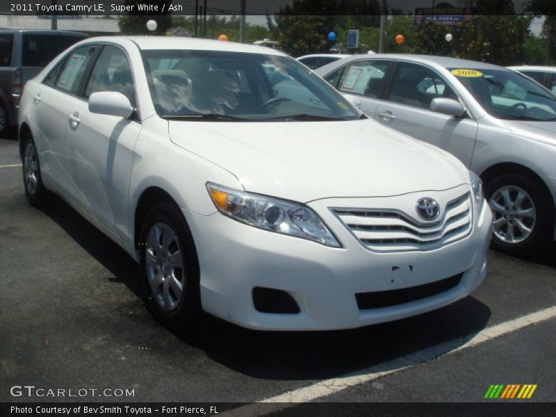 Super White / Ash 2011 Toyota Camry LE