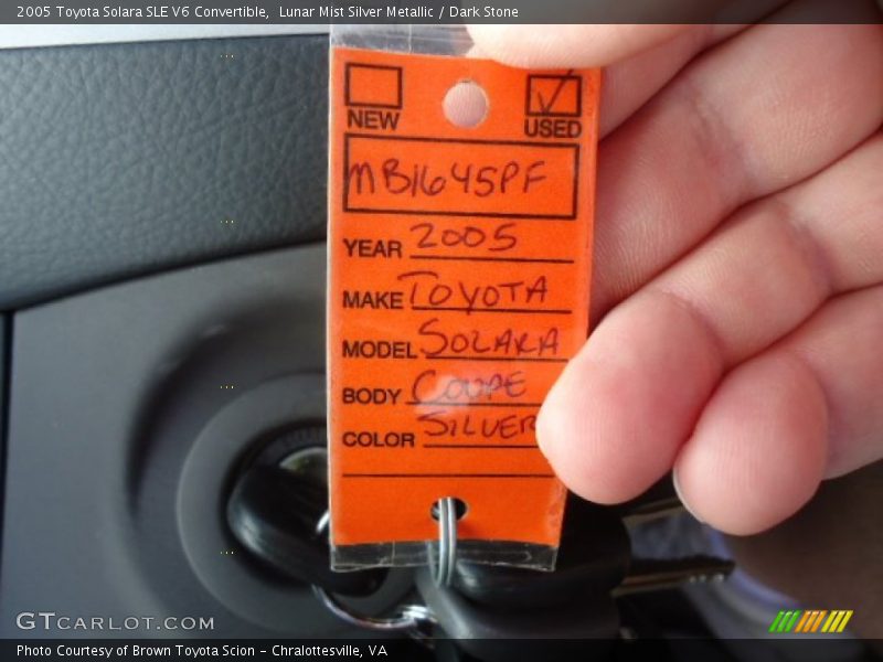 Lunar Mist Silver Metallic / Dark Stone 2005 Toyota Solara SLE V6 Convertible