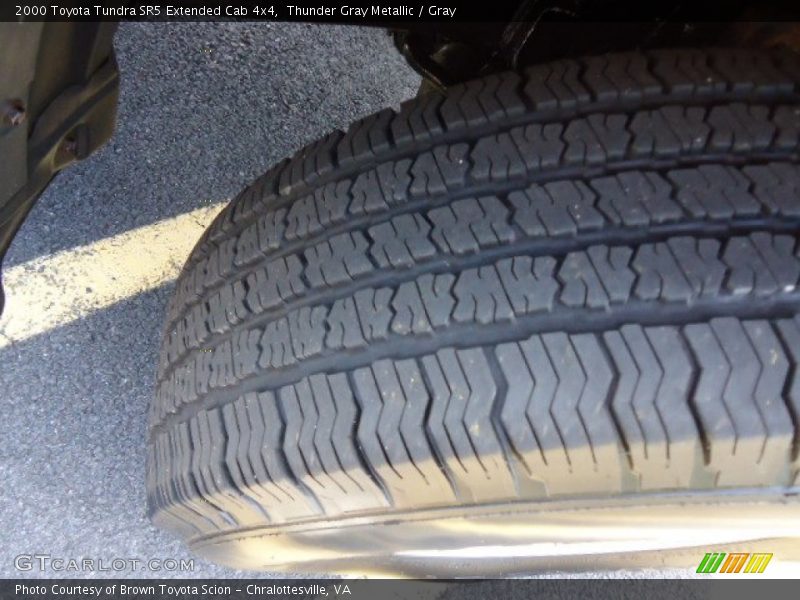 Thunder Gray Metallic / Gray 2000 Toyota Tundra SR5 Extended Cab 4x4