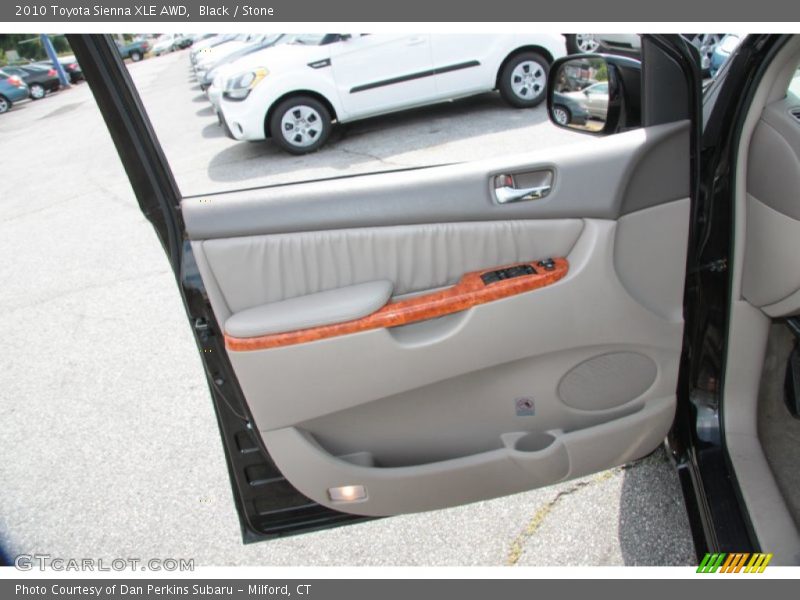 Black / Stone 2010 Toyota Sienna XLE AWD