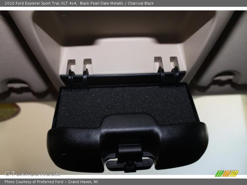 Black Pearl Slate Metallic / Charcoal Black 2010 Ford Explorer Sport Trac XLT 4x4