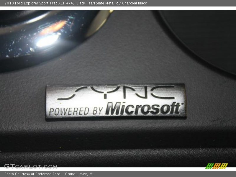 Black Pearl Slate Metallic / Charcoal Black 2010 Ford Explorer Sport Trac XLT 4x4