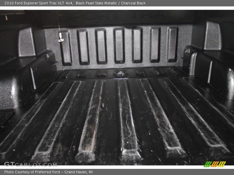 Black Pearl Slate Metallic / Charcoal Black 2010 Ford Explorer Sport Trac XLT 4x4
