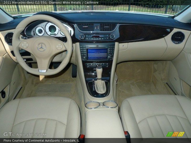 Dashboard of 2011 CLS 550