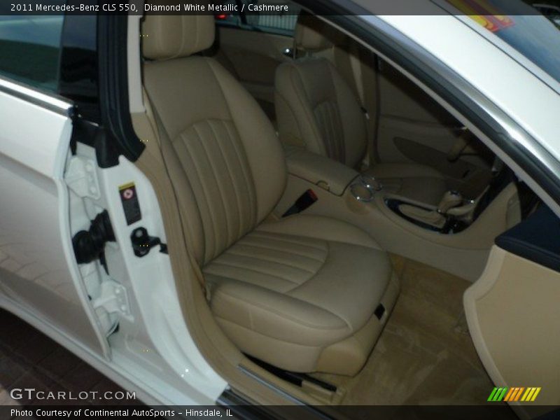 Diamond White Metallic / Cashmere 2011 Mercedes-Benz CLS 550