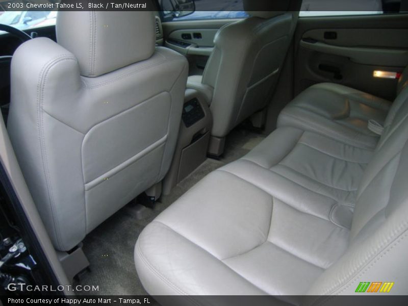 Black / Tan/Neutral 2003 Chevrolet Tahoe LS
