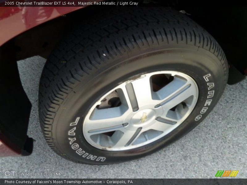 Majestic Red Metallic / Light Gray 2005 Chevrolet TrailBlazer EXT LS 4x4