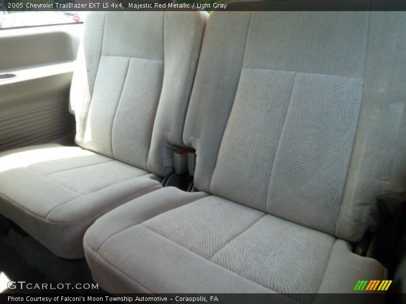 Majestic Red Metallic / Light Gray 2005 Chevrolet TrailBlazer EXT LS 4x4