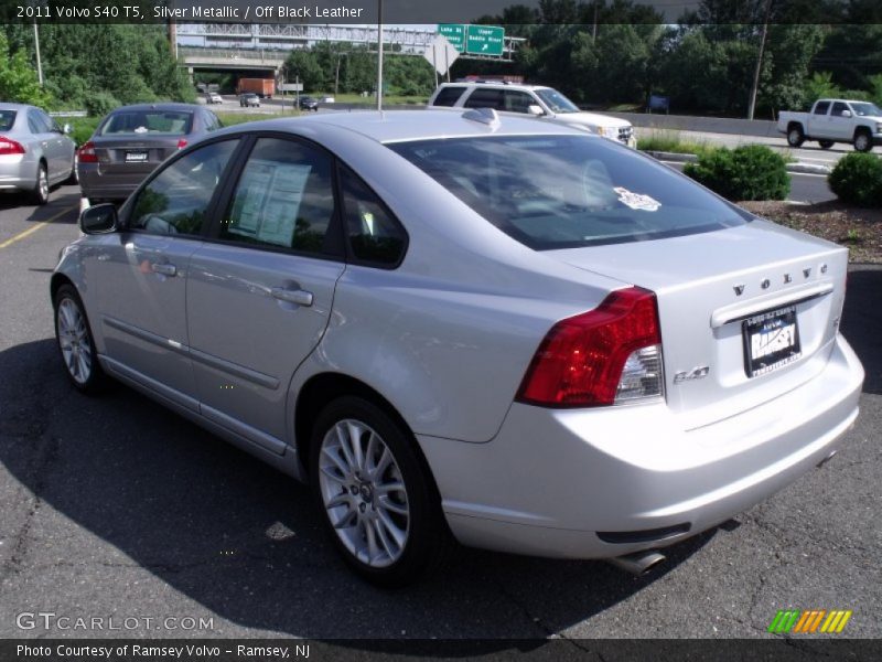 Silver Metallic / Off Black Leather 2011 Volvo S40 T5