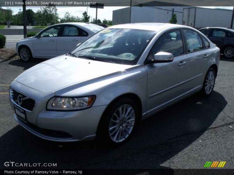 Silver Metallic / Off Black Leather 2011 Volvo S40 T5
