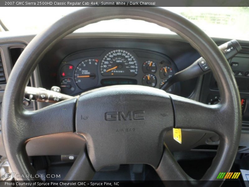Summit White / Dark Charcoal 2007 GMC Sierra 2500HD Classic Regular Cab 4x4