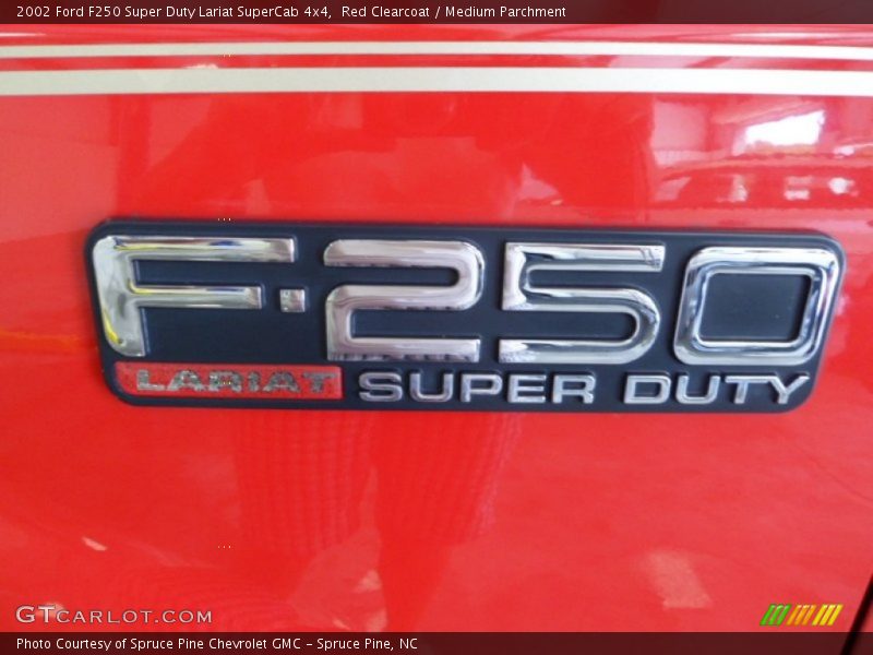 Red Clearcoat / Medium Parchment 2002 Ford F250 Super Duty Lariat SuperCab 4x4