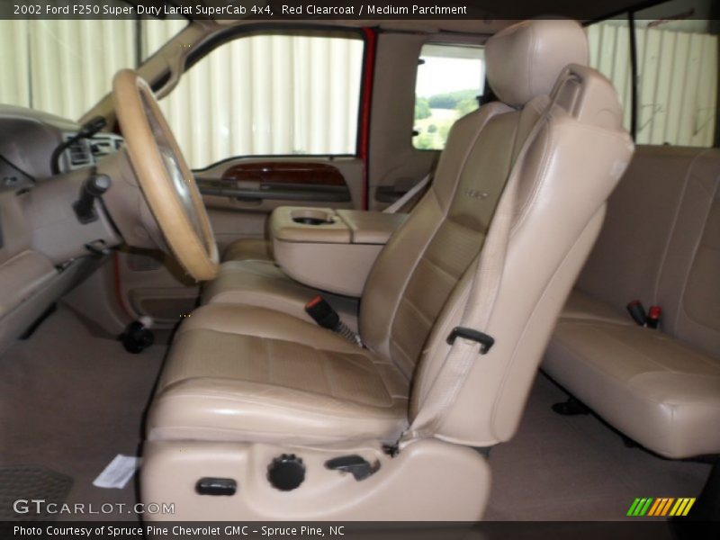 Red Clearcoat / Medium Parchment 2002 Ford F250 Super Duty Lariat SuperCab 4x4