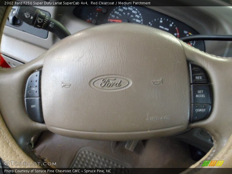 Red Clearcoat / Medium Parchment 2002 Ford F250 Super Duty Lariat SuperCab 4x4