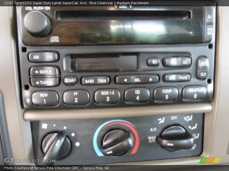 Red Clearcoat / Medium Parchment 2002 Ford F250 Super Duty Lariat SuperCab 4x4