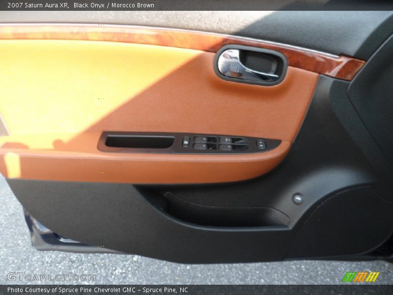 Black Onyx / Morocco Brown 2007 Saturn Aura XR
