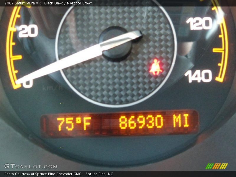 Black Onyx / Morocco Brown 2007 Saturn Aura XR
