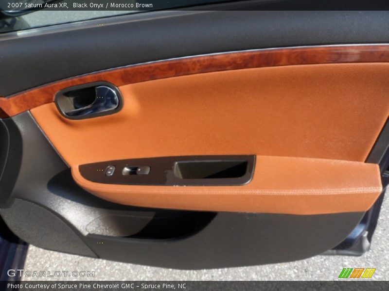 Black Onyx / Morocco Brown 2007 Saturn Aura XR