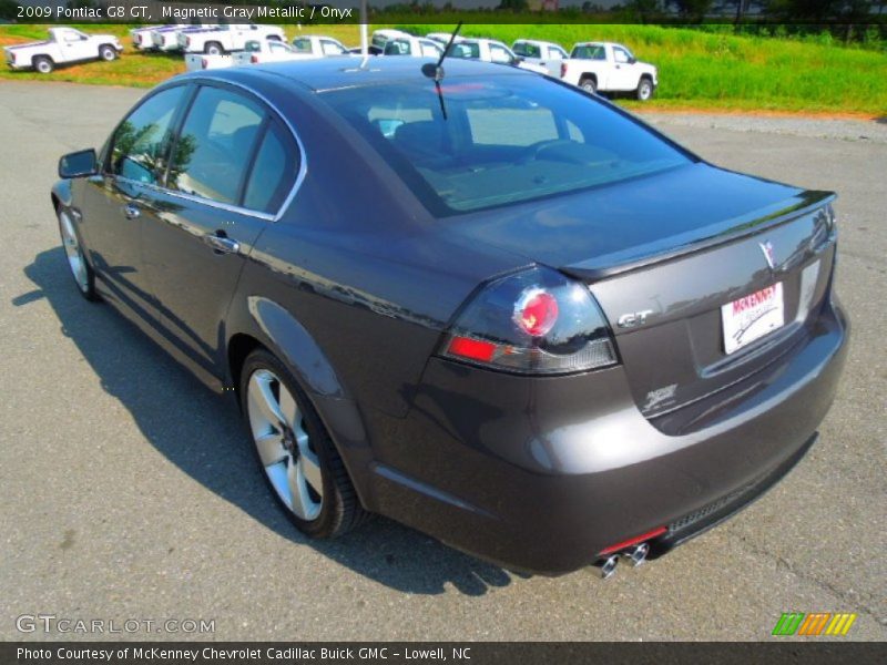 Magnetic Gray Metallic / Onyx 2009 Pontiac G8 GT