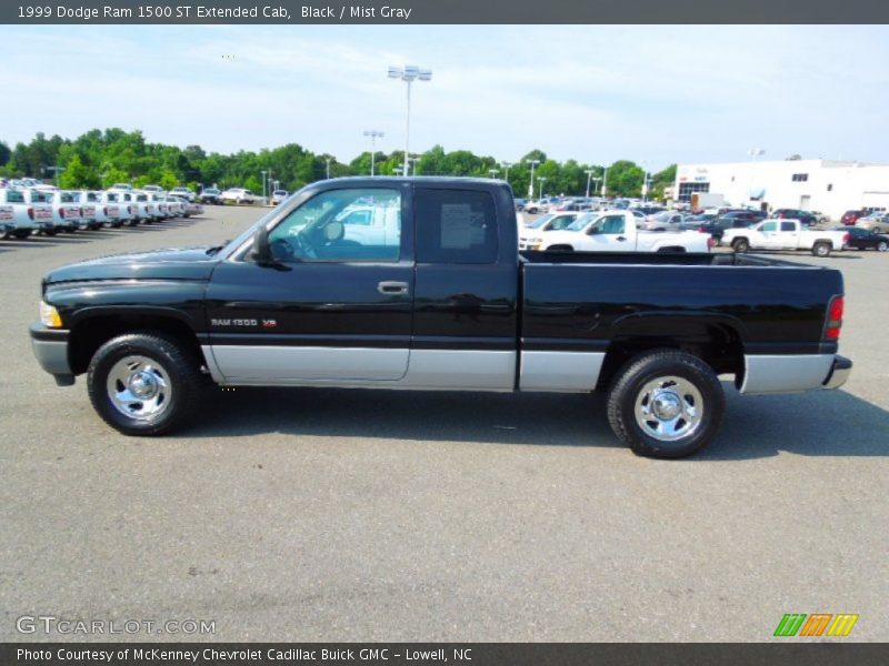 Black / Mist Gray 1999 Dodge Ram 1500 ST Extended Cab