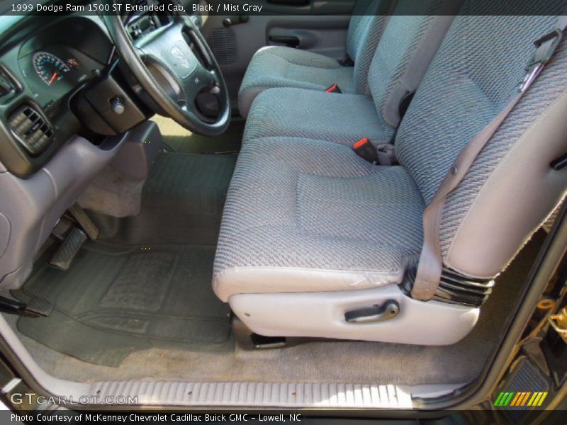 Black / Mist Gray 1999 Dodge Ram 1500 ST Extended Cab