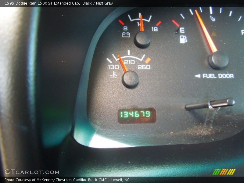 Black / Mist Gray 1999 Dodge Ram 1500 ST Extended Cab