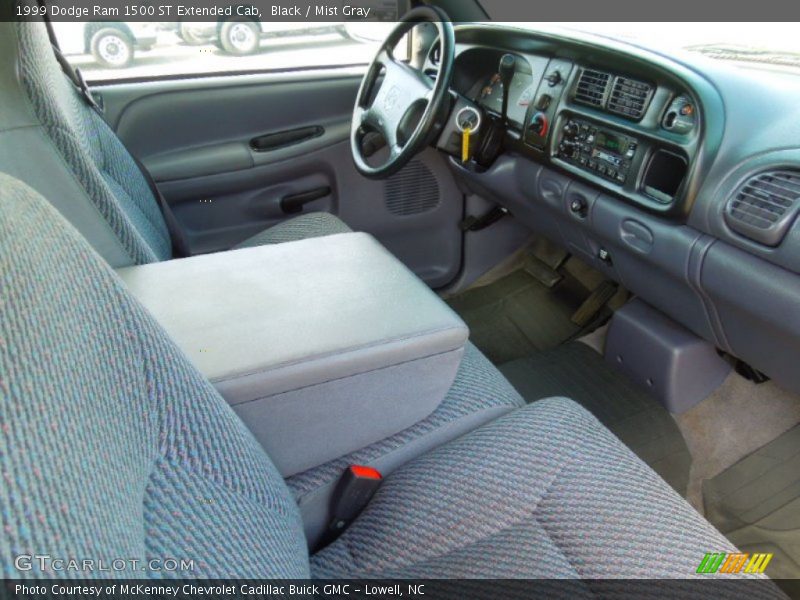 Black / Mist Gray 1999 Dodge Ram 1500 ST Extended Cab