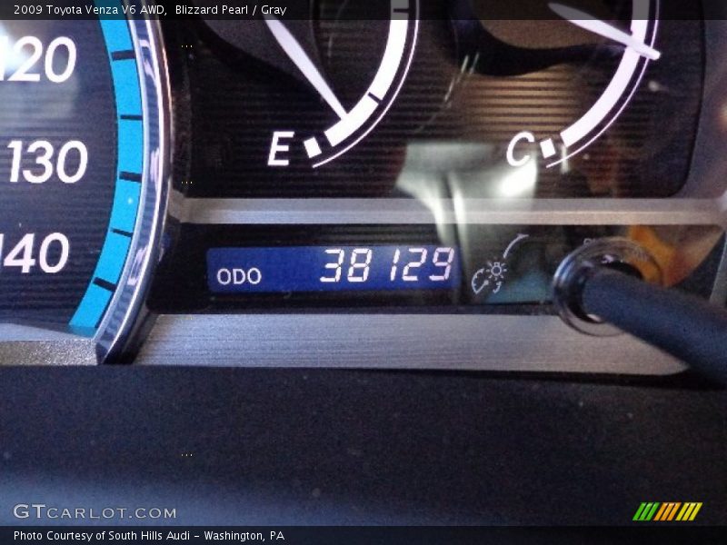 Blizzard Pearl / Gray 2009 Toyota Venza V6 AWD