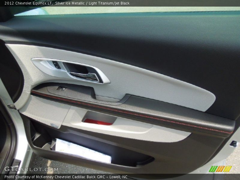 Silver Ice Metallic / Light Titanium/Jet Black 2012 Chevrolet Equinox LT