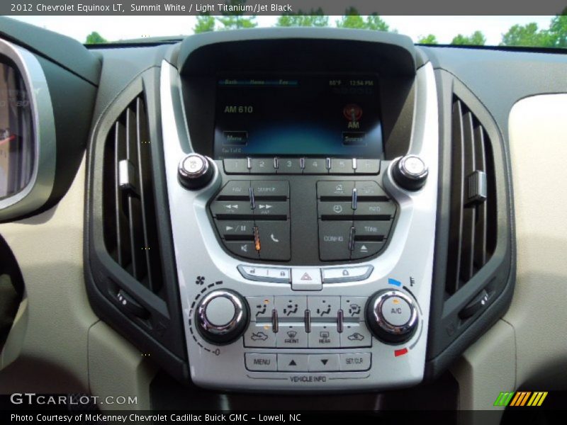 Summit White / Light Titanium/Jet Black 2012 Chevrolet Equinox LT