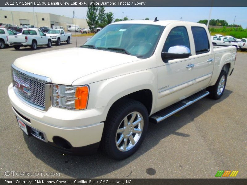 Front 3/4 View of 2012 Sierra 1500 Denali Crew Cab 4x4