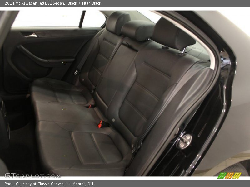 Black / Titan Black 2011 Volkswagen Jetta SE Sedan