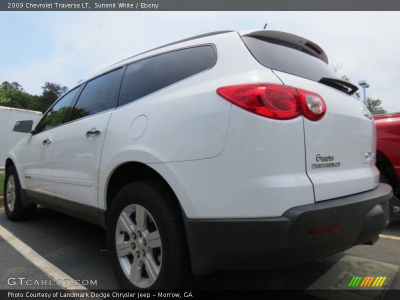 Summit White / Ebony 2009 Chevrolet Traverse LT