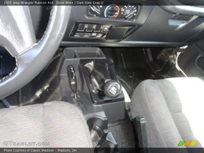 Stone White / Dark Slate Gray 2005 Jeep Wrangler Rubicon 4x4