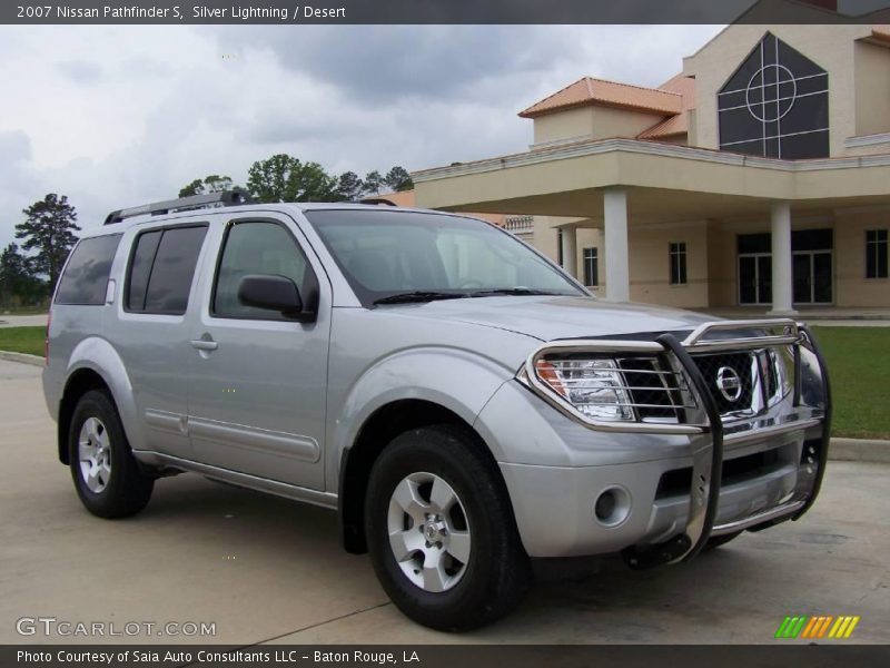 Silver Lightning / Desert 2007 Nissan Pathfinder S