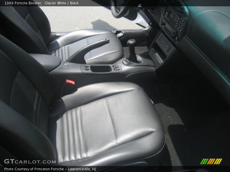 Glacier White / Black 1999 Porsche Boxster